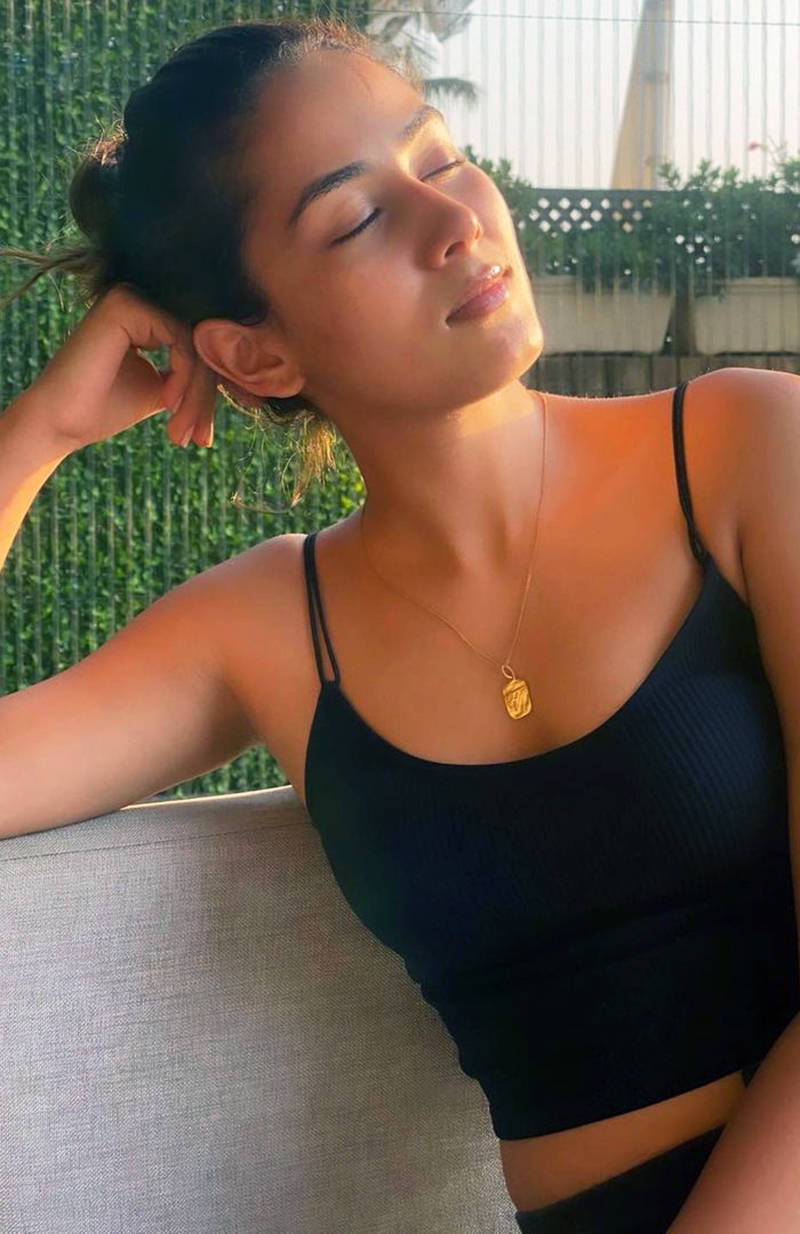 Mira Rajput flaunts her post-workout glow in these new stunning pictures
