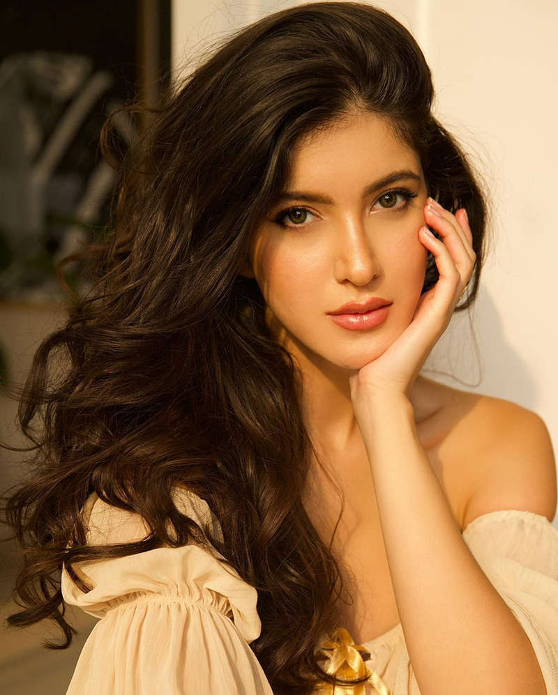 New glamorous pictures of Shanaya Kapoor you simply can’t miss!