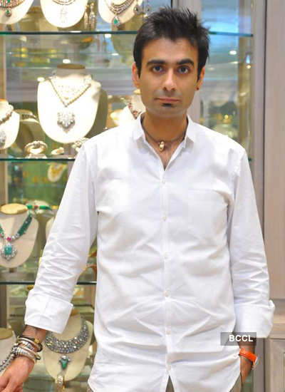 Launch of Amrapali's store 