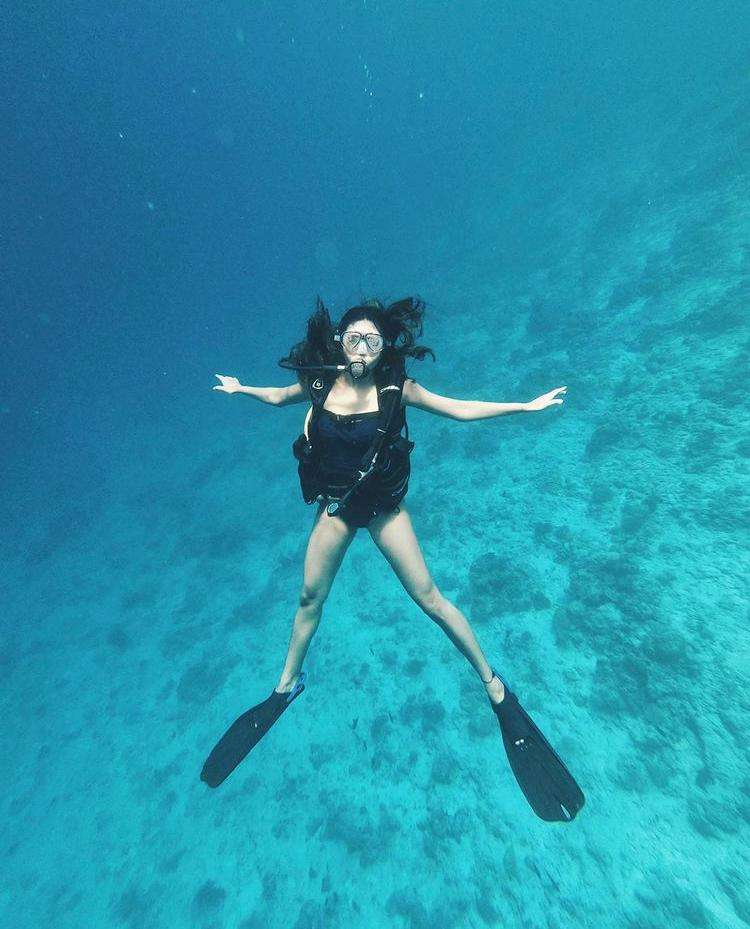 9 Underwater Selfie Tips for Taking Scuba the Best Diving Portraits