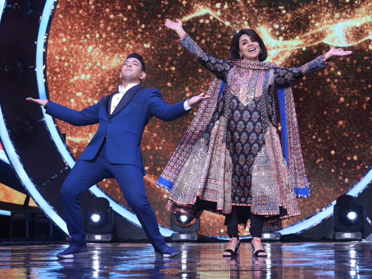 Indian Idol 12: Neetu Kapoor to grace stage for a Rishi Kapoor Special  episode - Times of India