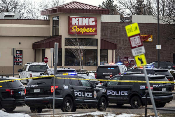 Ten killed in mass shooting at US grocery store