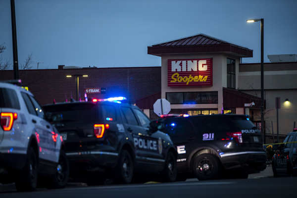 Ten killed in mass shooting at US grocery store