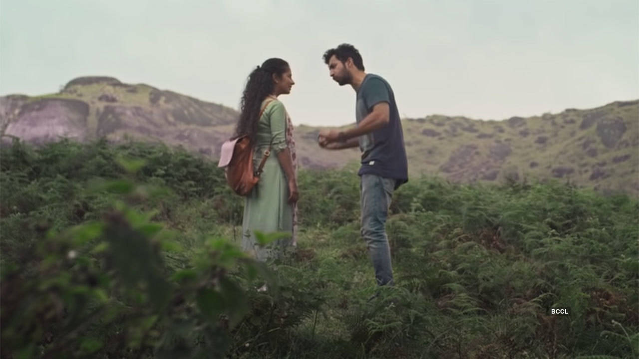 Aanum Pennum Movie Review: This film about relationships is a treat for all  palates