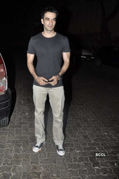 Ranbir Kapoor's house party