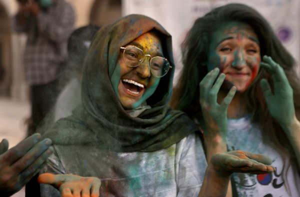 Holi being celebrated amid pandemic