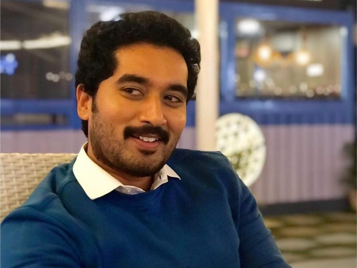 I'm getting many threat calls and mails lately: Nirupam Paritala on his  show Karthika Deepam and its 1000-episode milestone | The Times of India