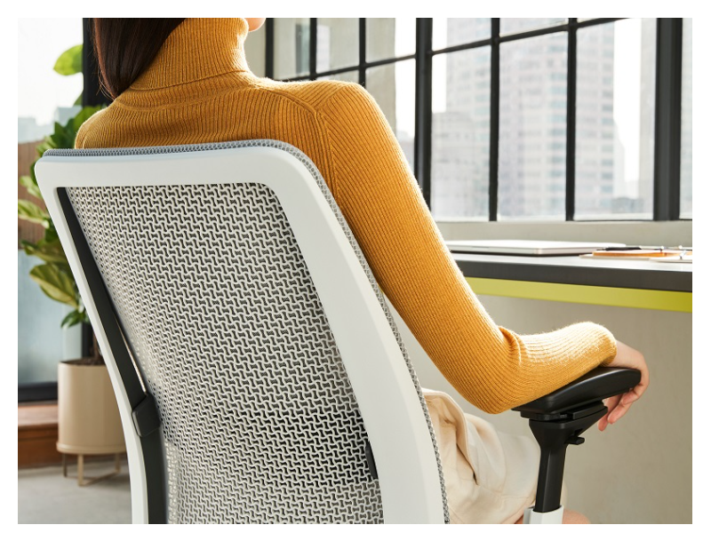 Steelcase-Series-2-Chair-with-the-new-Air-LiveBack-Technology,-designed-to-fit-any-space-and-setting