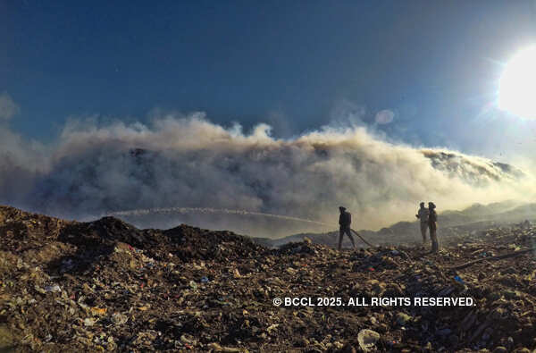 Massive fire breaks out at Dadu Majra dumping ground