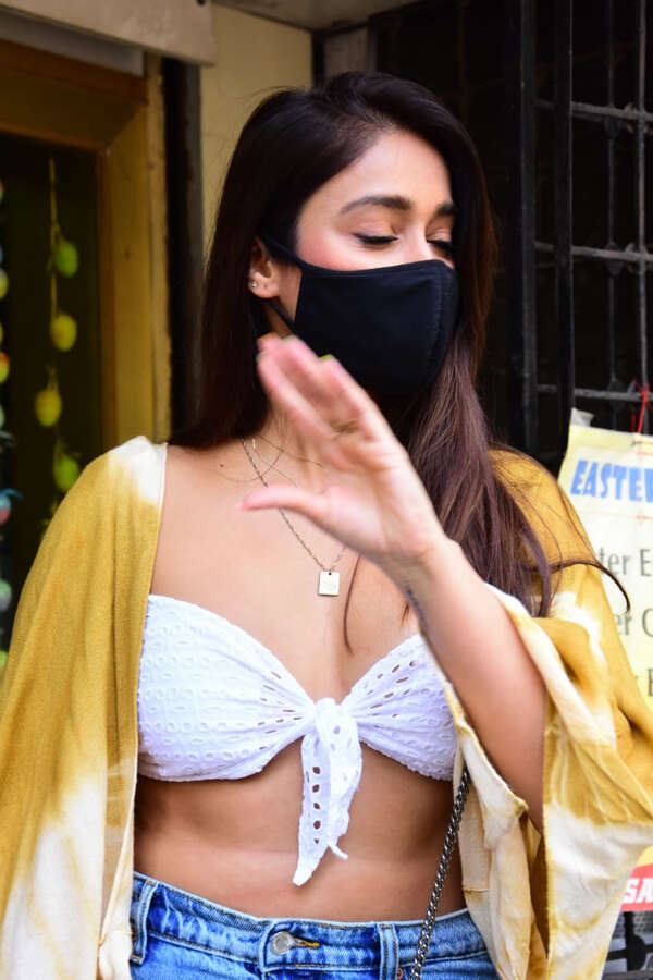 Ileana D'Cruz steps out in stylish summer outfit for Easter shopping