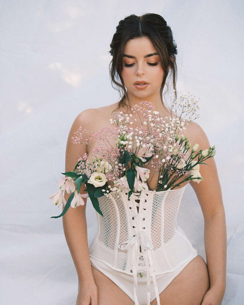 Instagram sensation shakes up the internet Instagram sensation shakes up the internet