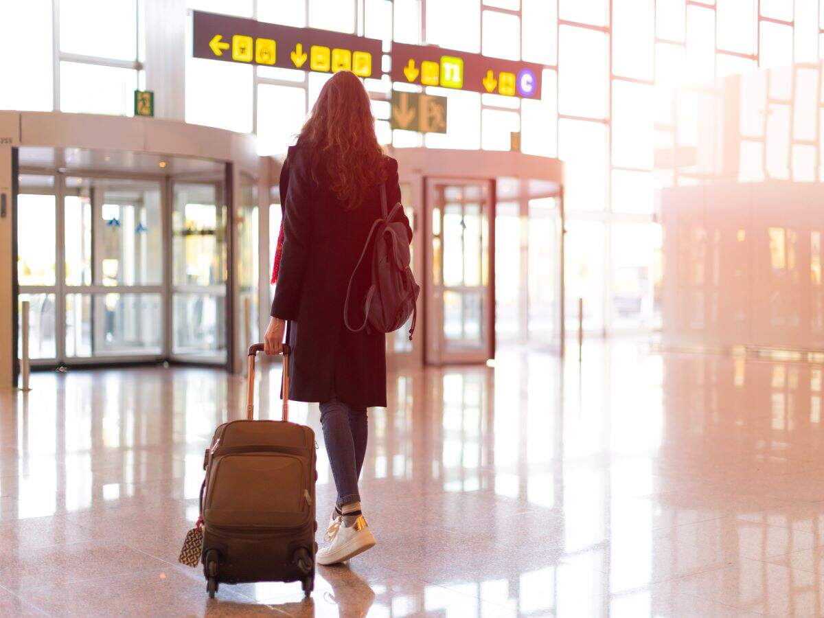 UK to classify travel destinations as Red, Amber, and Green UK to classify travel destinations as Red, Amber, and Green