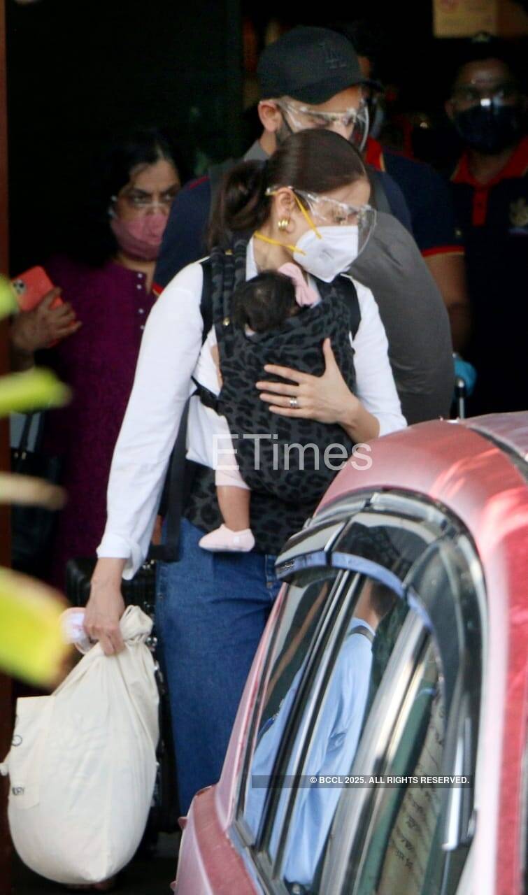 Photos: Anushka Sharma gets clicked with her daughter ...