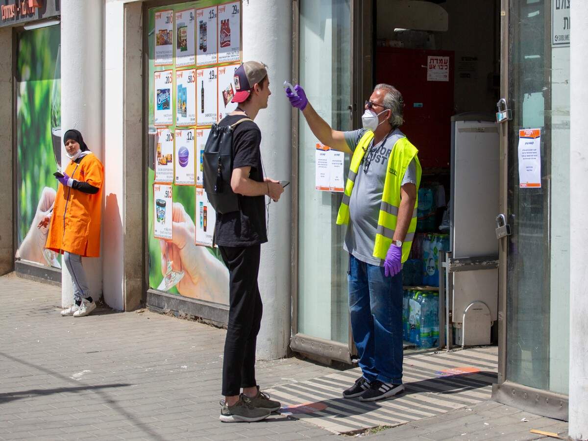 Israel COVID Update: No need to wear mask outdoors anymore