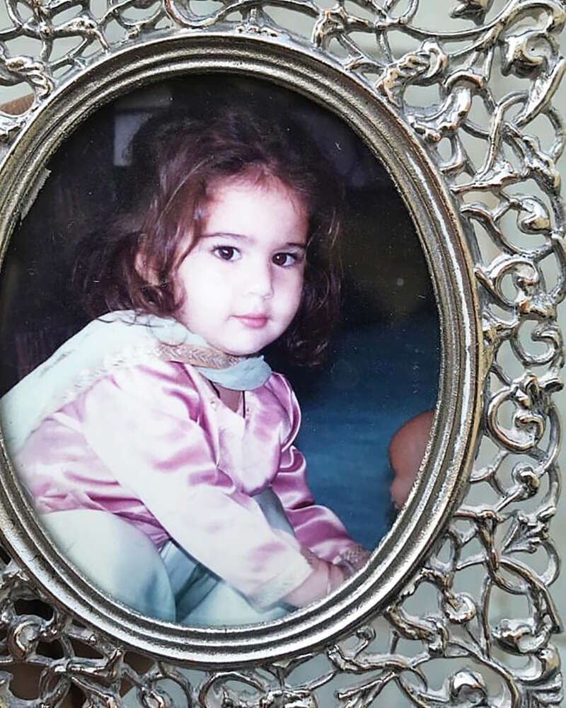 This adorable childhood picture of Sara Ali Khan is too cute for words