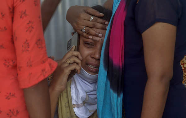 These images show how India is grappling with devastating coronavirus outbreak