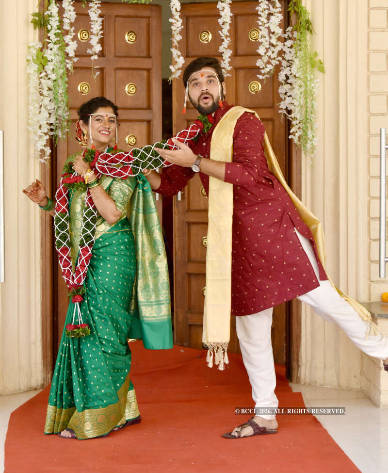 Kshitish Date and Rucha Apte tie the knot in a private ceremony - Vimarsana News