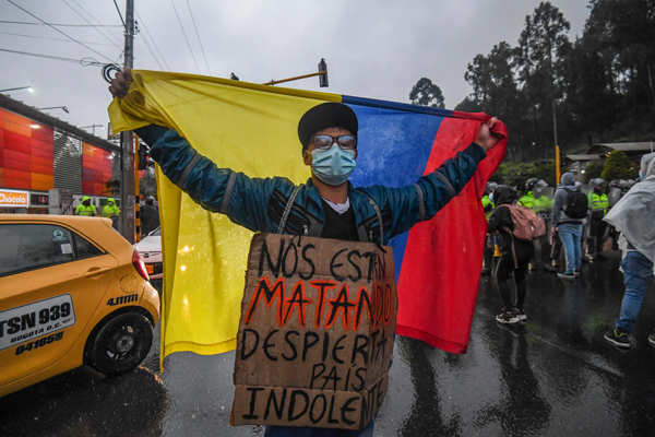 At least 19 dead, 800 injured in days-long Colombia protests