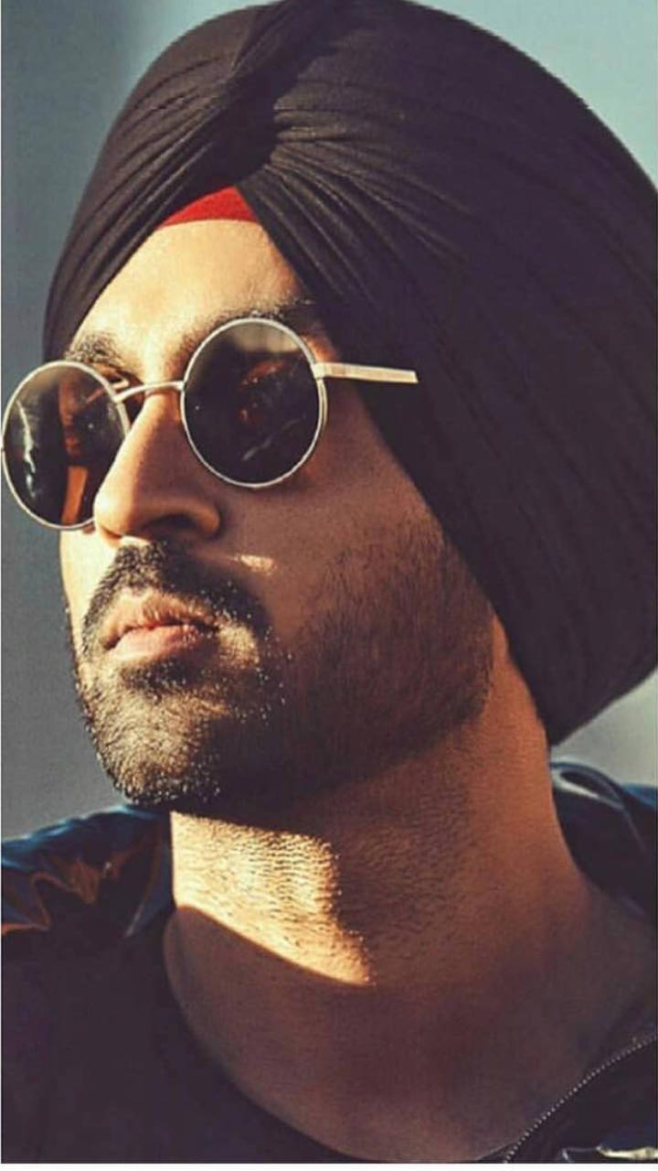 sunglasses for turban man