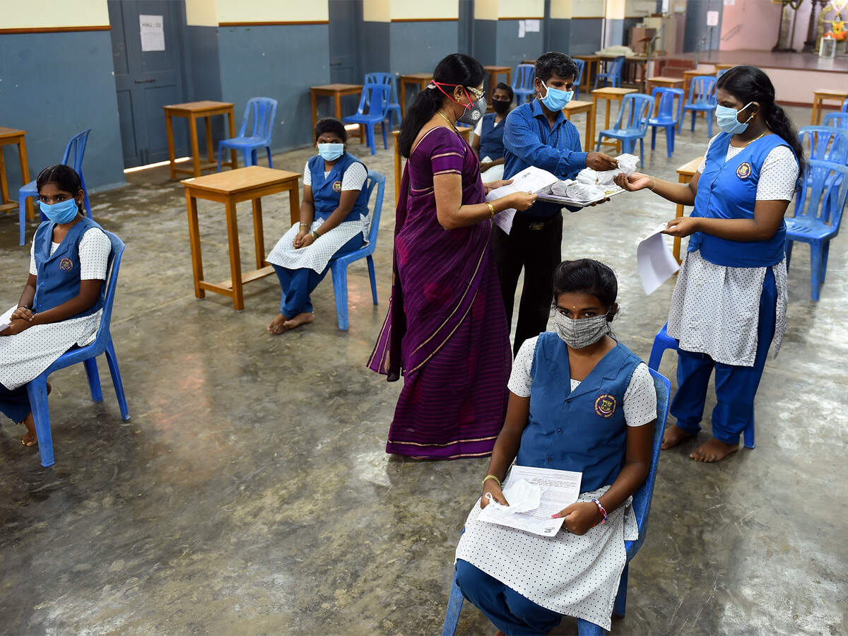 Boards 2021: CBSE extends date for schools to submit marks ...