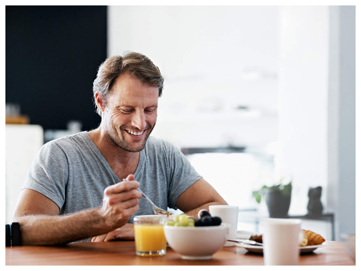 Diet tips and food habits men in their 40s should follow to stay fit and  healthy | The Times of India