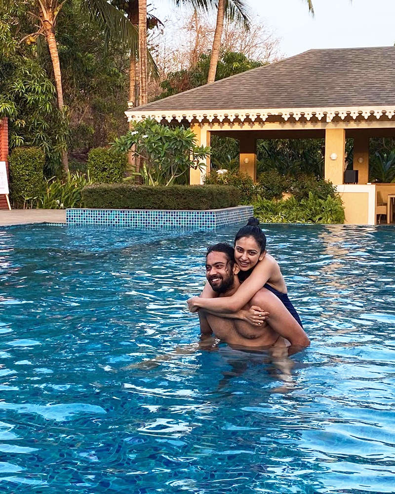These new pictures of Rakul Preet Singh with her brother are all ...