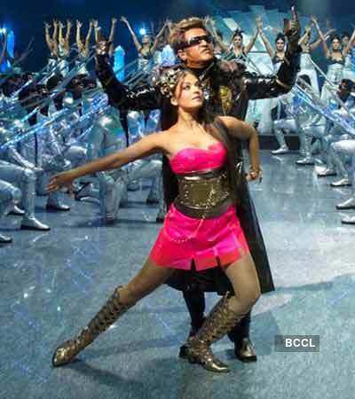 Aishwarya Rai Bachchan And Rajnikanth In A Still From The Tamil Movie Enthiran