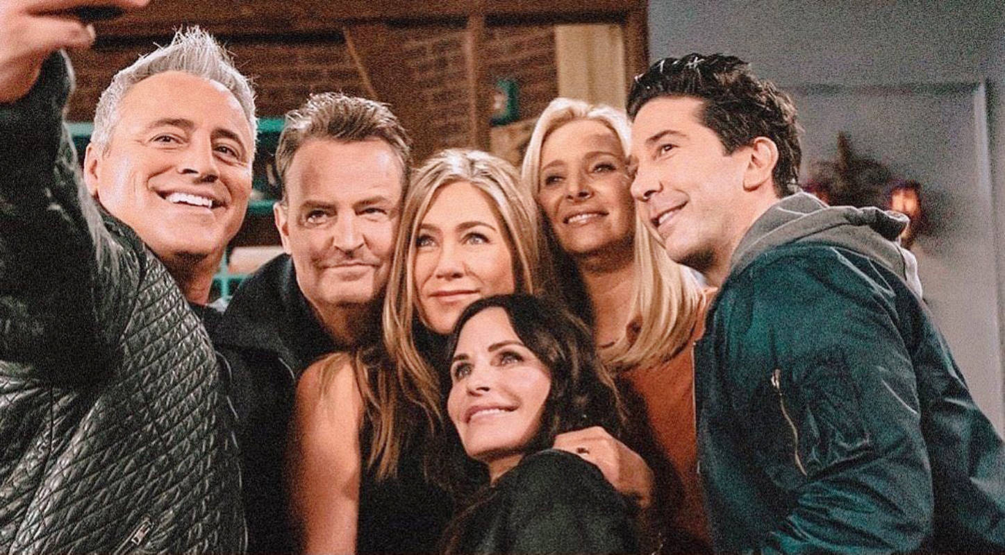 These Pictures Of The Most Loved Cast Of Friends Will Fill Their Fans Hearts With Happiness Photogallery Etimes