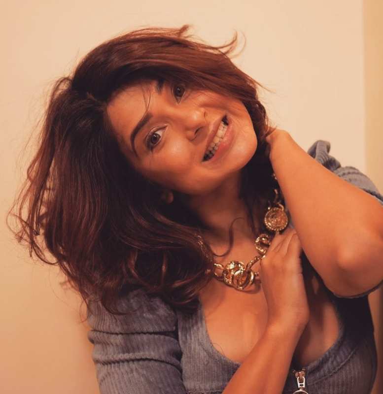 Jennifer Winget looks drop-dead gorgeous in blue monokini, stunning pictures take over the internet