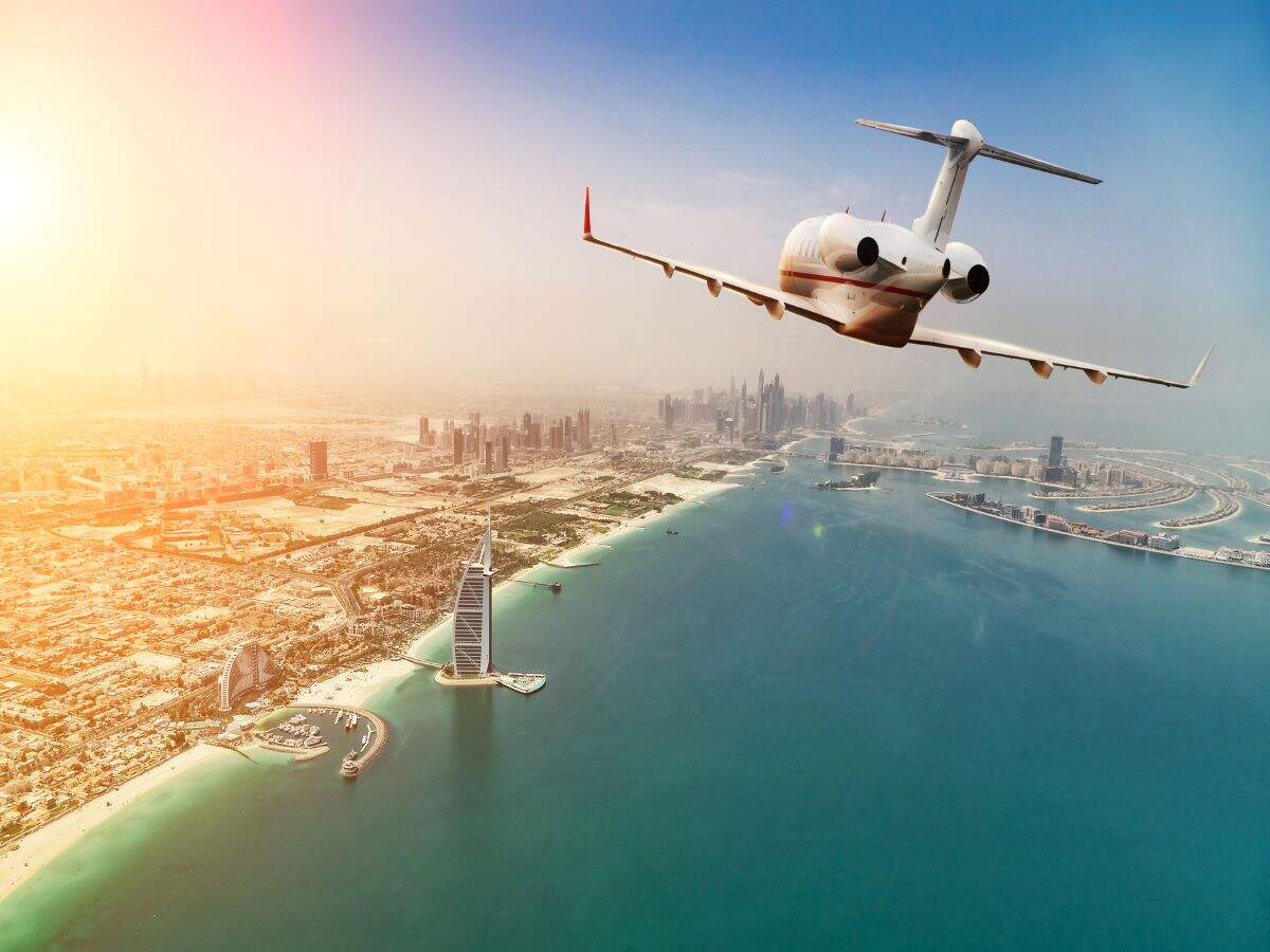 UAE extends ban on flights from India till June 30 UAE extends ban on flights from India till June 30
