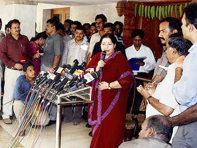 Jayalalithaa sworn in as CM of Tamil Nadu