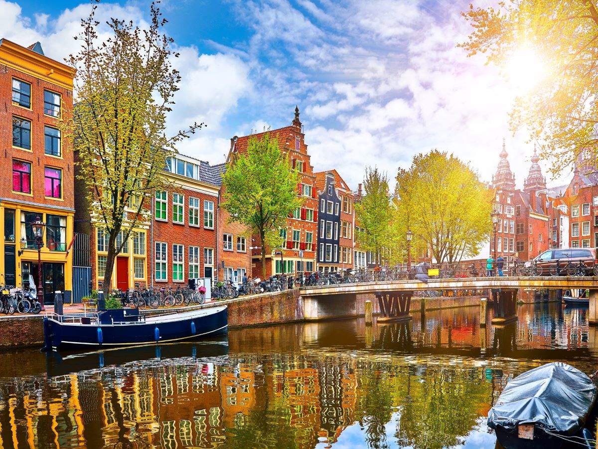 The Netherlands lifts ban on passenger flights arriving from India The Netherlands lifts ban on passenger flights arriving from India