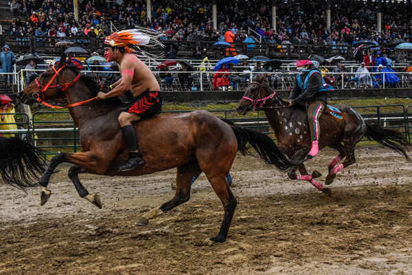 Indigenous tribes hold Indian Relay Horse Race