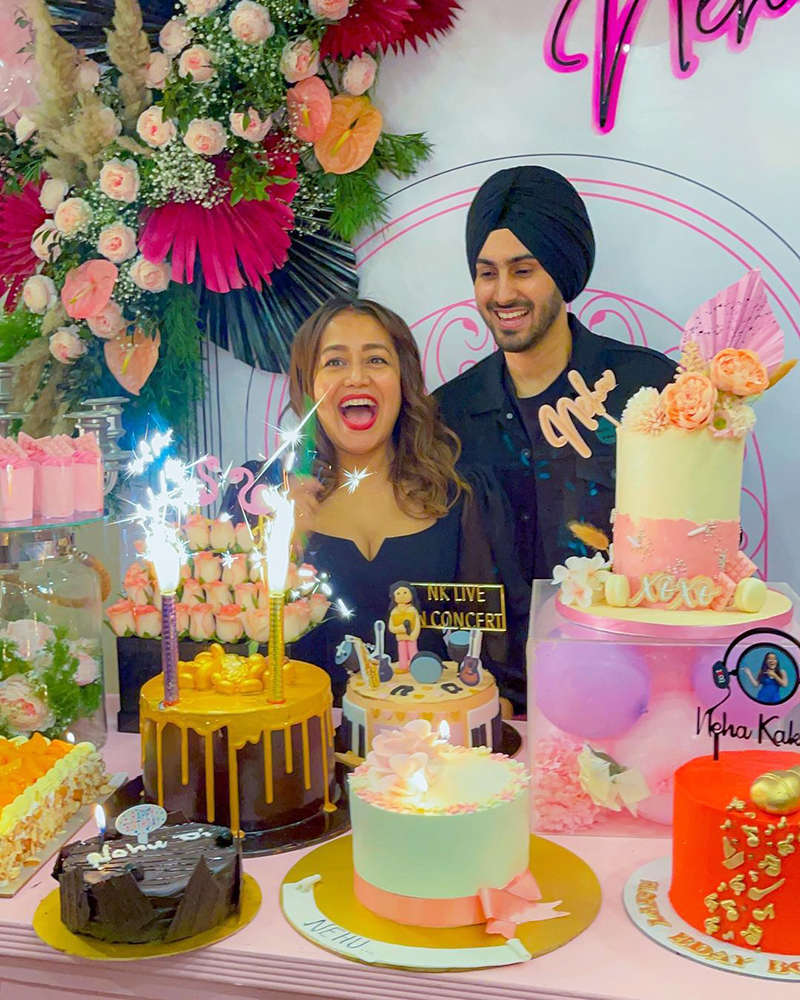 Inside Pictures From Neha Kakkar's Special Birthday Celebration With ...