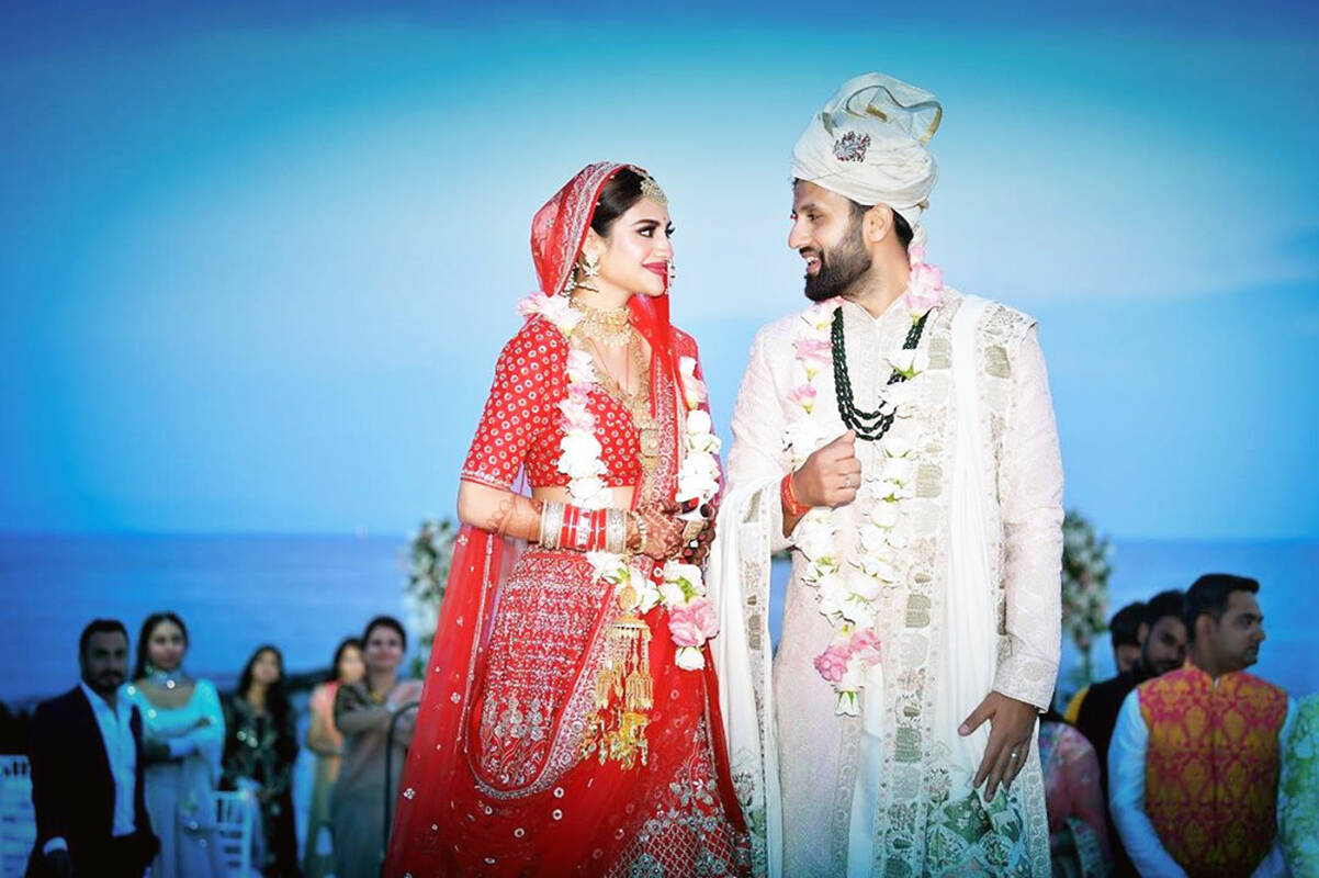Wedding pictures of Nusrat Jahan go viral after actress confirms separation