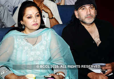 After Party: Play 'The last salute'