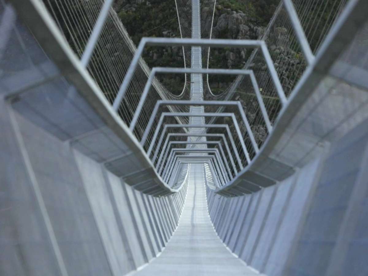 A maior ponte suspensa do mundo está agora em Portugal A maior ponte suspensa do mundo está agora em Portugal