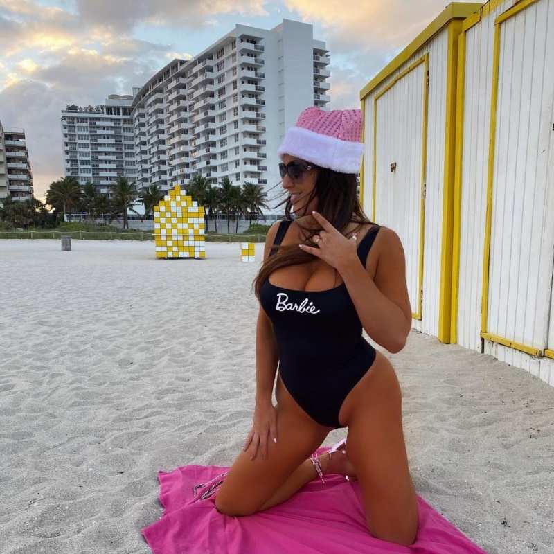 These gorgeous pictures of football referee Claudia Romani will steal your heart