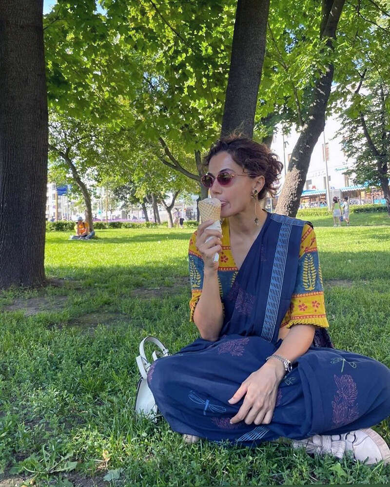 Taapsee Pannu lights up Instagram with her beautiful vacation pictures from Russia