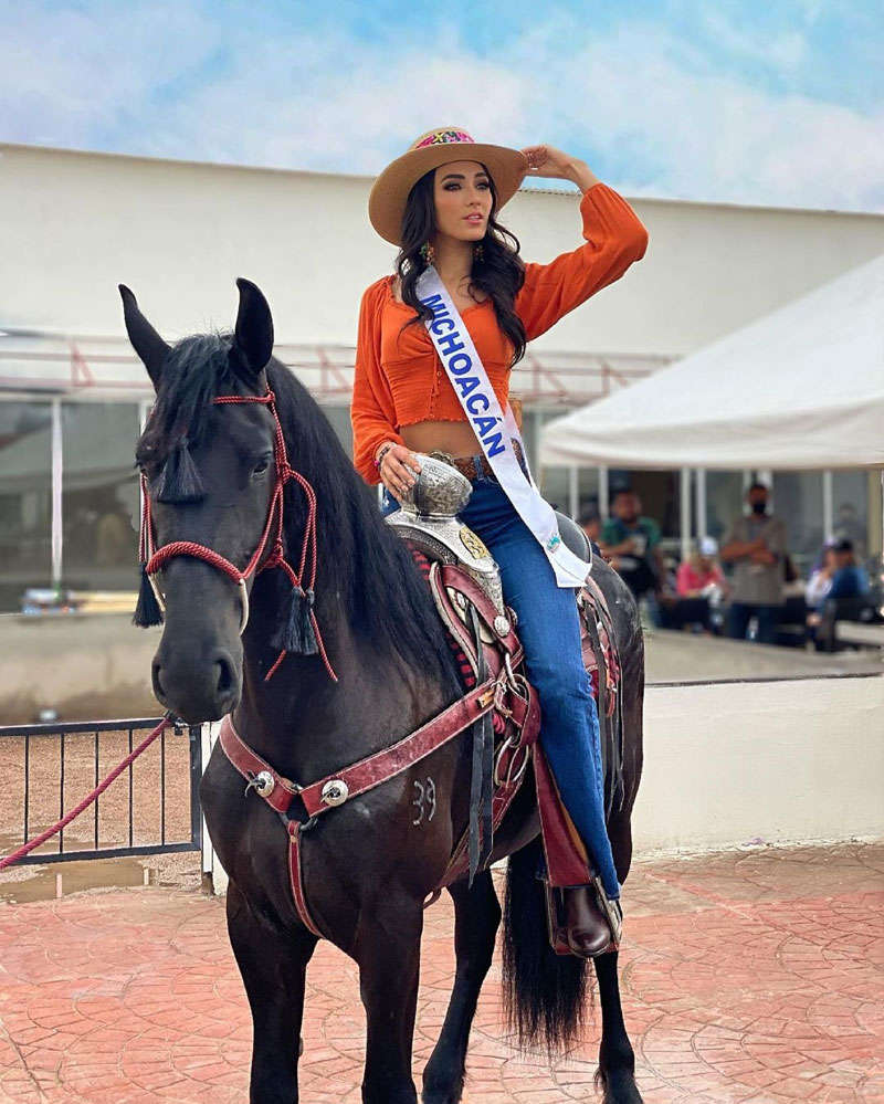 Karolina Vidales selected as Miss Mexico 2021