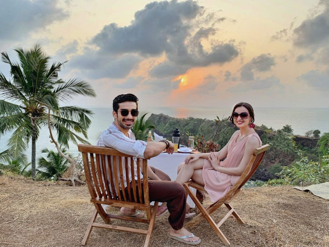 Sanaya Irani and Mohit Sehgal's vacation pictures will leave you mesmerised