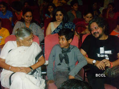 Sheila Dikshit watches 'Stanley Ka Dabba'