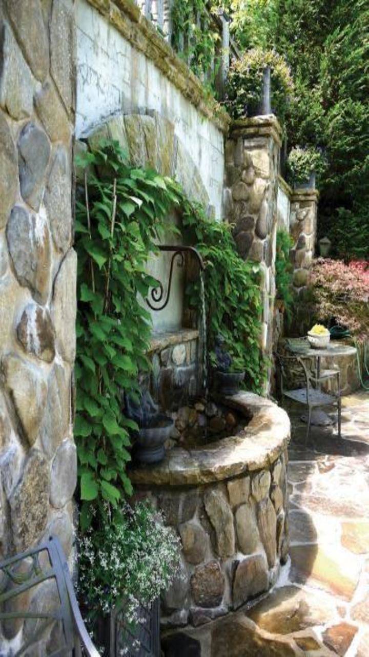 Types Of Fountains For Your Home, Beautiful Home Gardens With Fountains Pictures