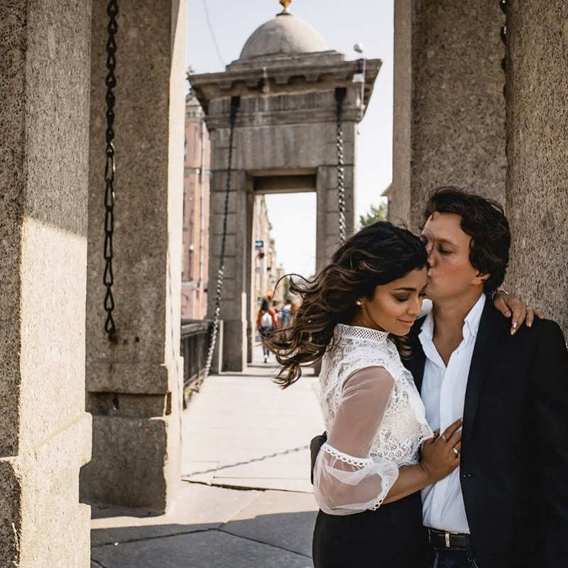 Romantic vacation pictures of South diva Shriya Saran with hubby go viral