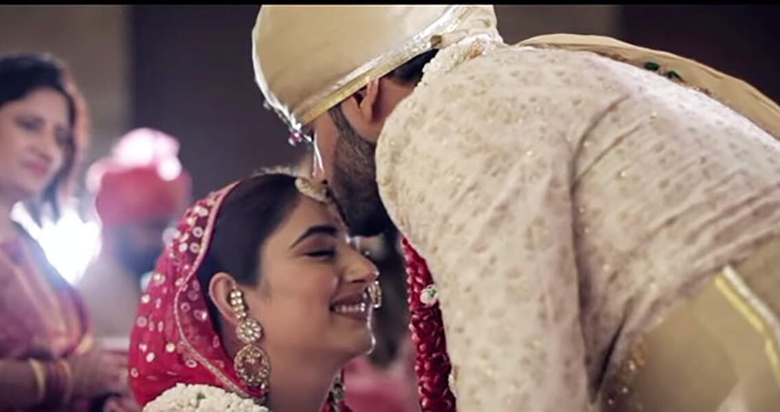 Unseen pictures from Rahul Vaidya and Disha Parmar's wedding you just can't give a miss!
