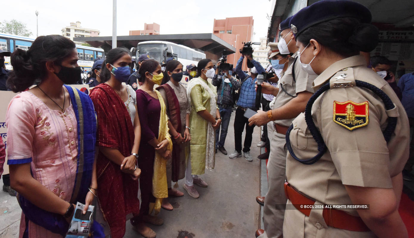All-women Nirbhaya squad to catch eve-teasers in Jaipur