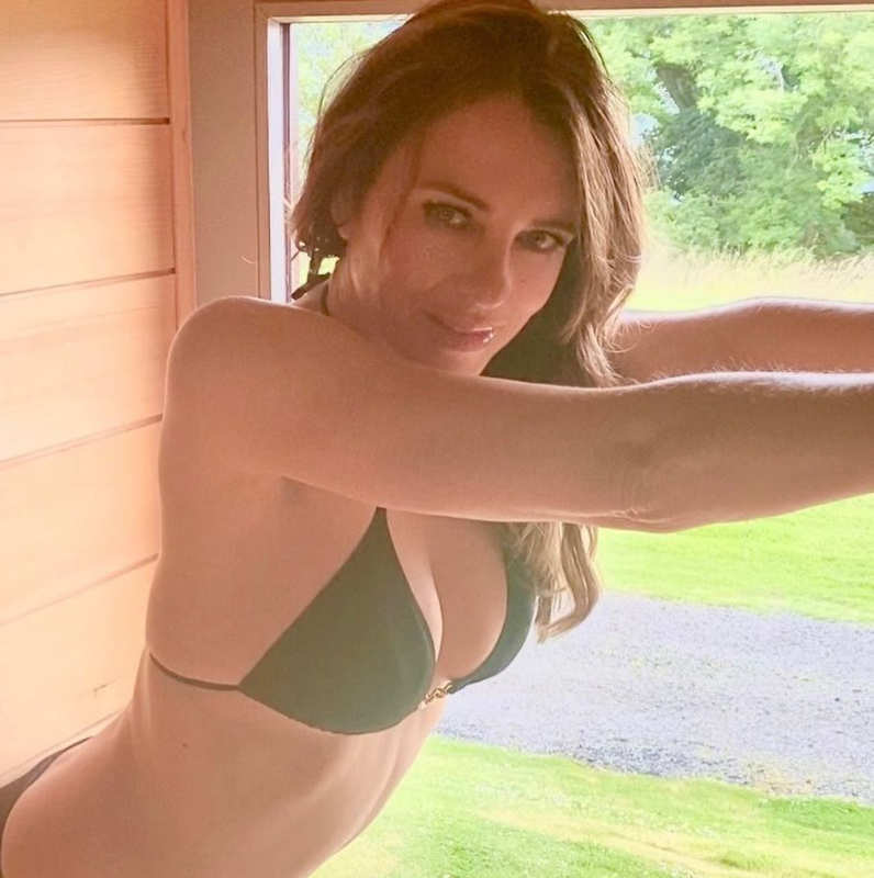 Alluring pictures of Elizabeth Hurley are sweeping the internet