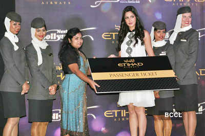 Katrina : promotes 'Etihad Airways'