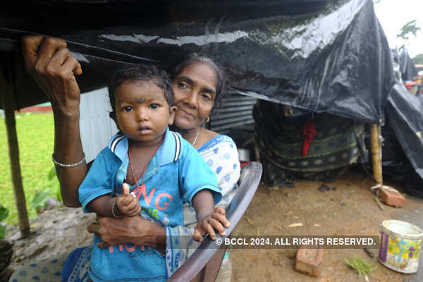 Bengal flood: At least 23 dead, 3 lakh displaced