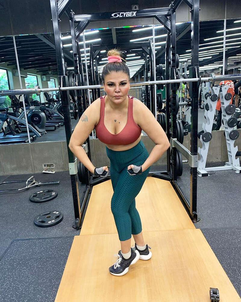 Rakhi Sawant gets brutally trolled for her new workout pictures